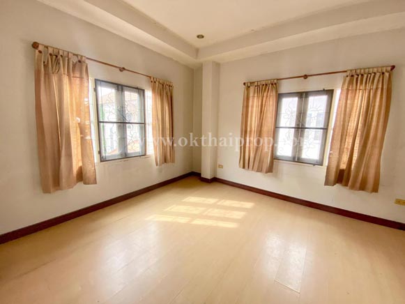 บ้านเดี่ยว หมู่บ้านศิลปการ พาร์ค 2 ถนนวัดลาดปลาดุก
