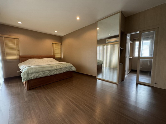 [ให้เช่า] FOR RENT DELIGHT AT SCENE WATCHARAPOL – CHATUCHOT / 3 bedrooms 4 bathrooms / 75 Sqw. 350 Sqm. **80,000** CLOSE TO CHALONG RAT EXPRESSWAY