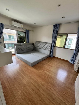 [ให้เช่า] FOR RENT THE PLANT ESTIQUE PATTANAKARN 38 / 3 bedrooms 3 bathrooms / 40 Sqw. 165 Sqm. **60,000** MINIMAL HOUSE. JUST 15 MIN FROM THONGLOR