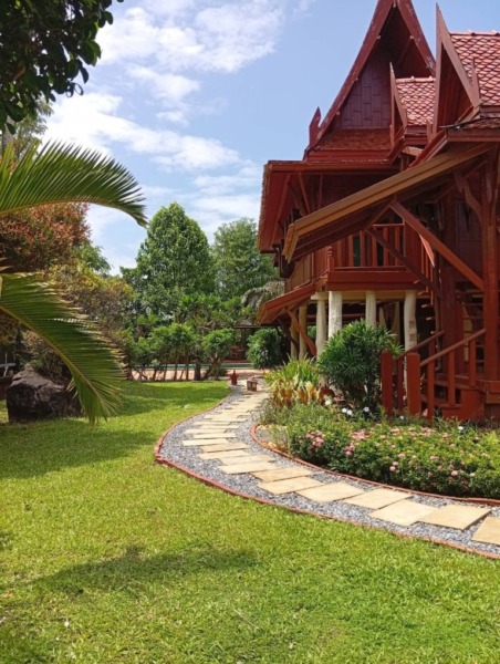 Hot DEAL!! Thai-Style Pool Villa in a Prime Location Thalang, Phuket Close to the Beach and Major Shopping Malls