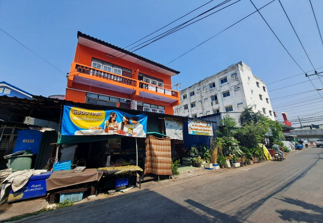 ขายอาคารพาณิชย์ ถนนหลวงแพ่ง ซอย 6 เนื้อที่ 19 ตร.ว. ทำเลดี การเดินทางสะดวก