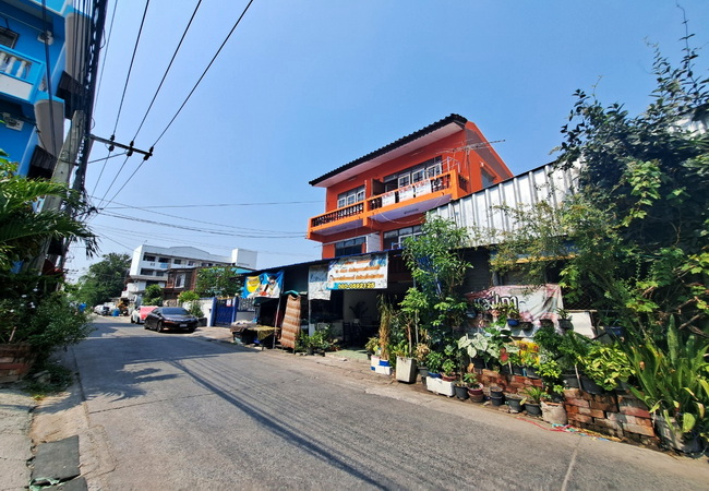 ขายอาคารพาณิชย์ ถนนหลวงแพ่ง ซอย 6 เนื้อที่ 19 ตร.ว. ทำเลดี การเดินทางสะดวก