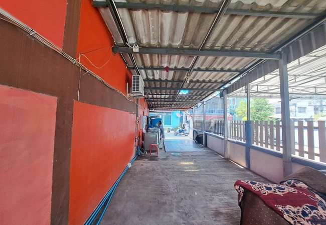 ขายอาคารพาณิชย์ ถนนหลวงแพ่ง ซอย 6 เนื้อที่ 19 ตร.ว. ทำเลดี การเดินทางสะดวก