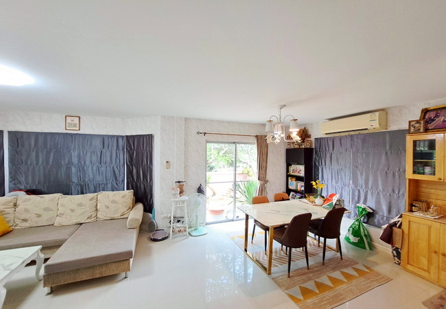 ขายบ้านเดี่ยว หมู่บ้านชลลดา สุวรรณภูมิ เนื้อที่ 56 ตร.ว. บ้านสวย พร้อมอยู่