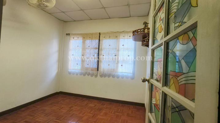 ทาวน์เฮ้าส์ หมู่บ้านมนวดี พาร์ค2 ถ.วัดลาดปลาดุก บางบัวทอง นนทบุรี