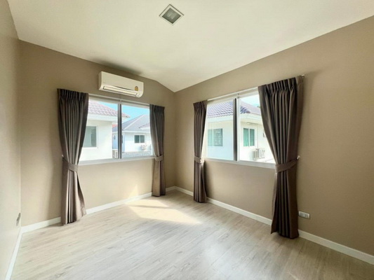 [ให้เช่า] FOR RENT PERFECT PLACE WONGWAEN – RAMKHAMHAENG / 3 bedrooms 3 bathrooms / 50 Sqw. 160 Sqm. **55,000** CLOSE TO BRIGHTON COLLEGE BANGKOK