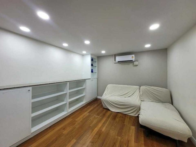 ✨พร้อมเข้าอยู่ทันที! คอนโดเลี้ยงสัตว์ได้ ใจกลางสุขุมวิท✨ President Park (Park View Towers – Ebony Wing) ชั้น 3