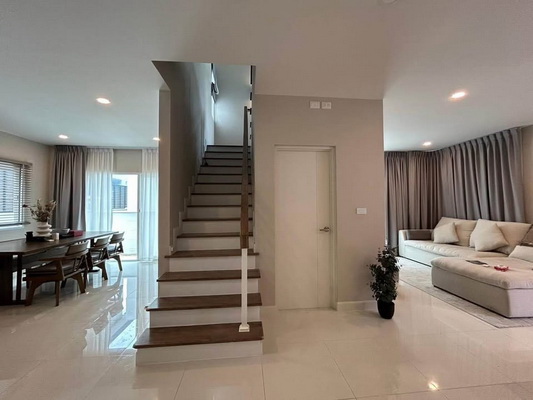 [ให้เช่า] FOR RENT THE CITY SUKSAWAT 64 / 4 bedrooms 5 bathrooms / 50 Sqw. 233 Sqm. **65,000** NEW HOUSE. CLOSE TO BHUMIBOL BRIDGE