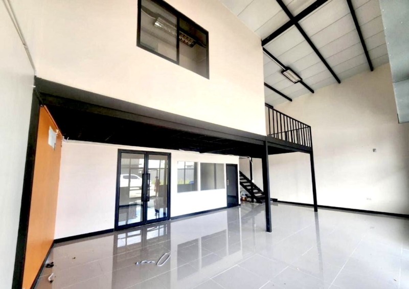 ที่ดินแบ่งขาย ถมแล้ว  เหมาะสร้างโกดัง โรงงาน ออฟฟิศ ราคาเพียง 2.9 ล้านเท่านั้น