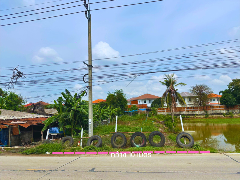 ที่ดินเปล่าถมแล้ว ติดถนน โยธาธิการนนทบุรี 2003  (ขนาด 131 ตร.ว.)  คลองข่อย ปากเกร็ด นนทบุรี ใกล้ถนนราชพฤกษ์ – ชัยพฤกษ์ – ทางด่วน