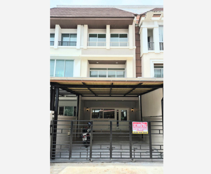 บ้านกลางกรุง เดอะ รอยัล เวียนนา รัชวิภา ทาวน์โฮม 3 ชั้น 23.8 ตร.วา 3 นอน 3 น้ำ รีโนเวทใหม่