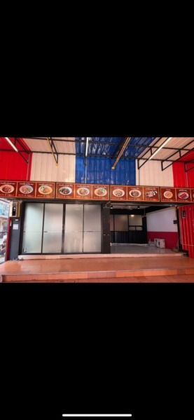 ให้เช่าตึกอาคารพาณิช 5 ชั้น เดือนละ 40000 ต่อตึก (มี2คูหาติดกัน) ซอยสดใส บางแสน โทร 0638530111