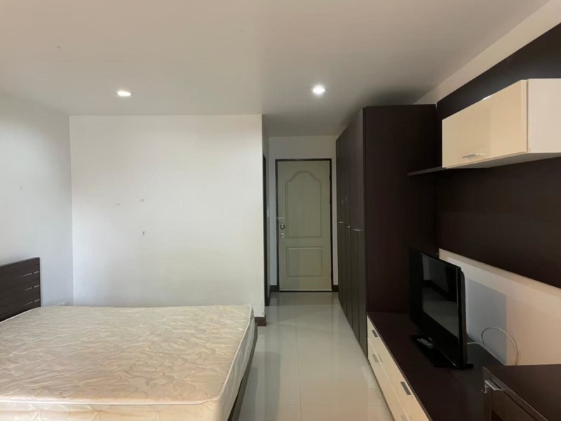 ขายคอนโด Regent Home 2 ชั้น 2 ซ.พหลโยธิน 67/1