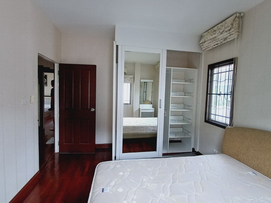 [ให้เช่า] FOR RENT SETTHASIRI PRACHACHUEN RESIDENCE 1 / 4 bedrooms 3 bathrooms / 57 Sqw. 182 Sqm. **39,900** CLOSE TO THE MALL NGAMWONGWAN