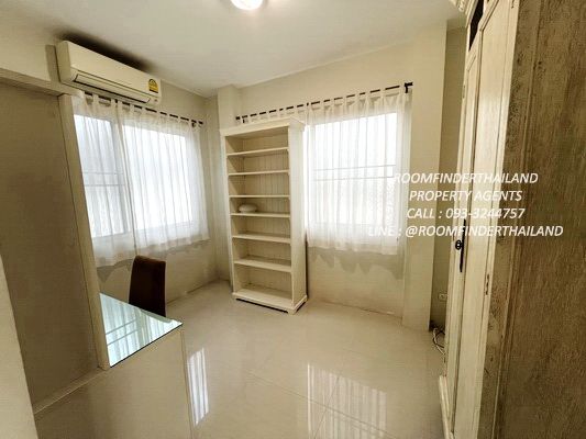 [ให้เช่า] FOR RENT CHOKCHAI PANCHASAP RAMKHAMHAENG 184 / 4 bedrooms 3 bathrooms / 52 Sqw. 180 Sqm. **37,500** CLOSE TO RUAMRUDEE INTERNATIONAL SCHOOL