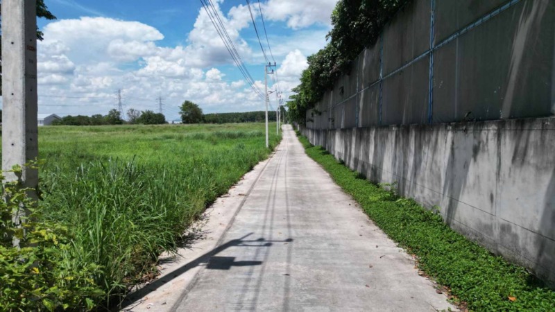 ขายถูกมาก!! ที่ดินทำเลทอง 8-3-51 ไร่ ซอยมาบยางพร 16 บ่อวิน-ปลวกแดง จ.ระยอง ใกล้นิคมหลายแห่ง