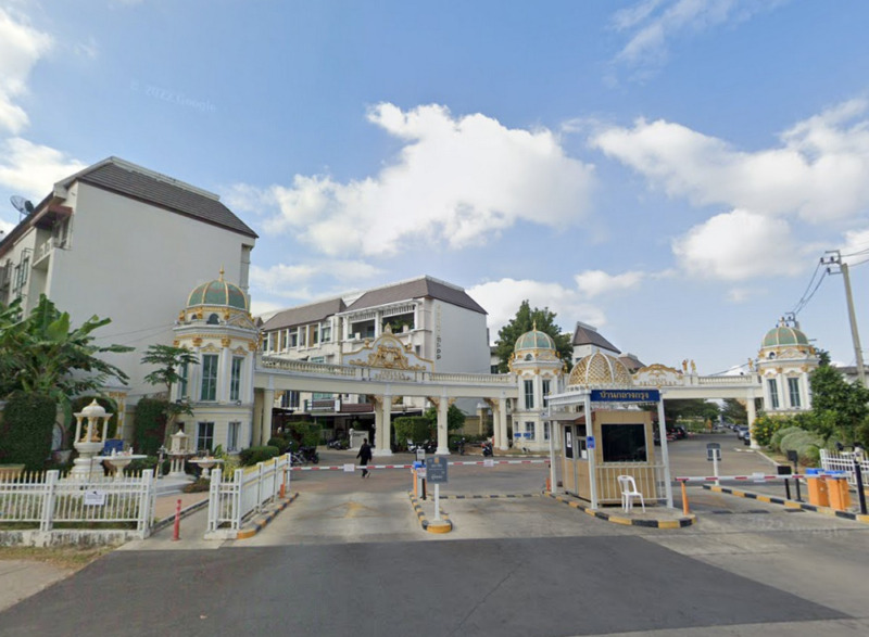 บ้านกลางกรุง เดอะ รอยัล เวียนนา รัชวิภา ทาวน์โฮม 3 ชั้น 23.8 ตร.วา 3 นอน 3 น้ำ รีโนเวทใหม่