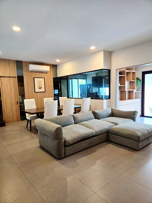 [ให้เช่า] FOR RENT VIVE BANGNA KM.7 / 3 bedrooms 4 bathrooms / 40 Sqw. 225 Sqm. **85,000** JUST 5 MINUTES FROM MEGA BANGNA
