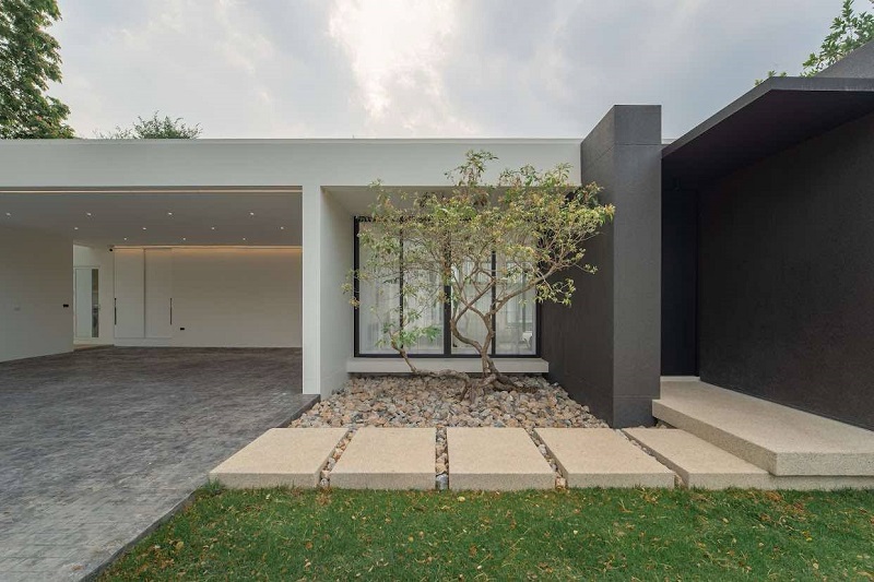 ขายบ้านเดี่ยวสร้างใหม่สไตล์โมเดิร์น pool villa ขนาด 378 ตรว วิวดอยสุเทพ หางดง เชียงใหม่.