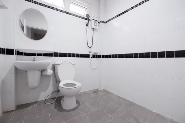 [ให้เช่า] FOR RENT NIRUN GRAND BANGNA / 3 bedrooms 2 bathrooms / 55 Sqw. 180 Sqm. **20,000** CLOSE TO HUACHIEW CHALERMPRAKIET UNIVERSITY