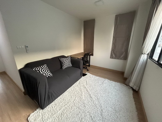 [ให้เช่า] FOR RENT THE CONNECT UP3 LADPRAO 126 / 3 bedrooms 3 bathrooms / 32 Sqw. 165 Sqm. **51,000** CLOSE TO SKYTRAIN MRT MAHAT THAI