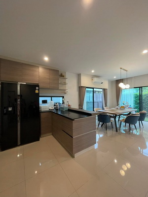 [ให้เช่า] FOR RENT SARANSIRI RANGSIT / 4 bedrooms 5 bathrooms / 69 Sqw. 250 Sqm. **60,000**