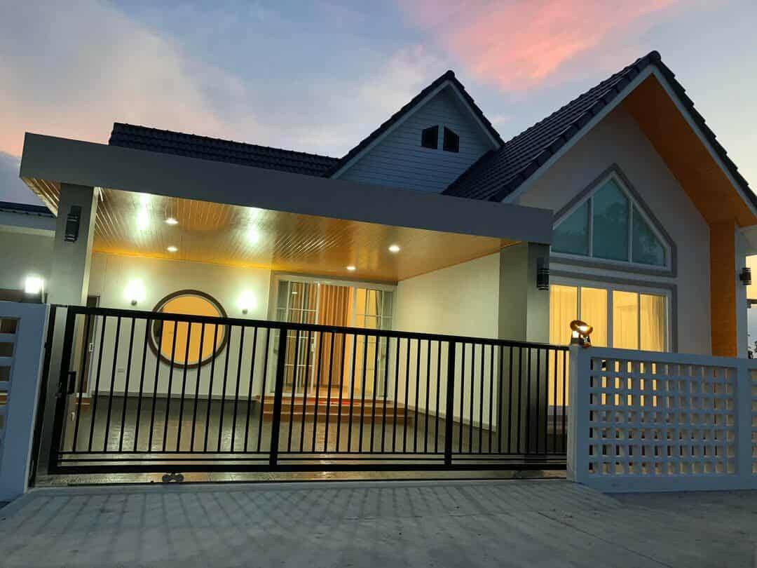 1 หลังสุดท้าย!! บ้านเดี่ยวชั้นเดียวสร้างใหม่ ทำเลทอง อ.เมือง จ.กาฬสินธุ์ ใกล้โลตัส โรงเรียน โรงพยาบาลฯ