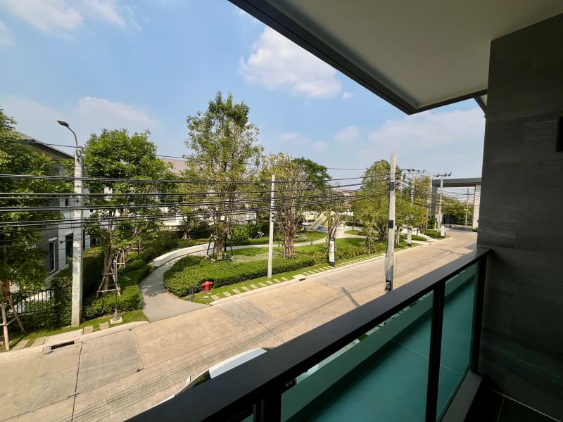 The City ติวานนท์ – งามวงศ์วาน ใกล้ MRTสถานีสนามบินน้ำและทางด่วนศรีรัช บ้านเดี่ยวหลังใหญ่ บ้านใหม่ยังไม่เคยเข้าพักอาศัย