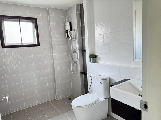 [ให้เช่า] FOR RENT CENTRO BANGNA KM.7 / 4 bedrooms 3 bathrooms / 52 Sqw. 175 Sqm. **58,000** JUST 10 MINUTES FROM MEGA BANGNA
