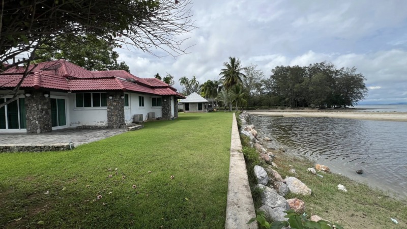 ขายบ้านเดี่ยวติดทะเล แกลง ระยอง เงียบสงบ บรรยากาศสุดฟิน พื้นที่ 197.8 ตร.ว.