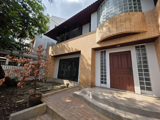 [ให้เช่า] FOR RENT DETACHED HOUSE MRT SUTTHISAN / 3 bedrooms 3 bathrooms / 89 Sqw. 250 Sqm. **60,000** JUST 10 MIN FROM MRT SUTTHISAN