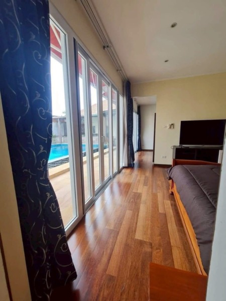 ให้เช่า(FOR RENT) บ้านหรูสุดคลาสสิคพร้อมสระว่ายน้ำ หมู่บ้านสินทวี บ้านฉาง ระยอง