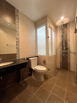 [ให้เช่า] FOR RENT BLUE LAGOON BANGNA – WONGWAEN / 3 bedrooms 4 bathrooms / 77 Sqw. 200 Sqm. **75,000** CLOSE TO RAMKHAMHAENG 2 UNIVERSITY