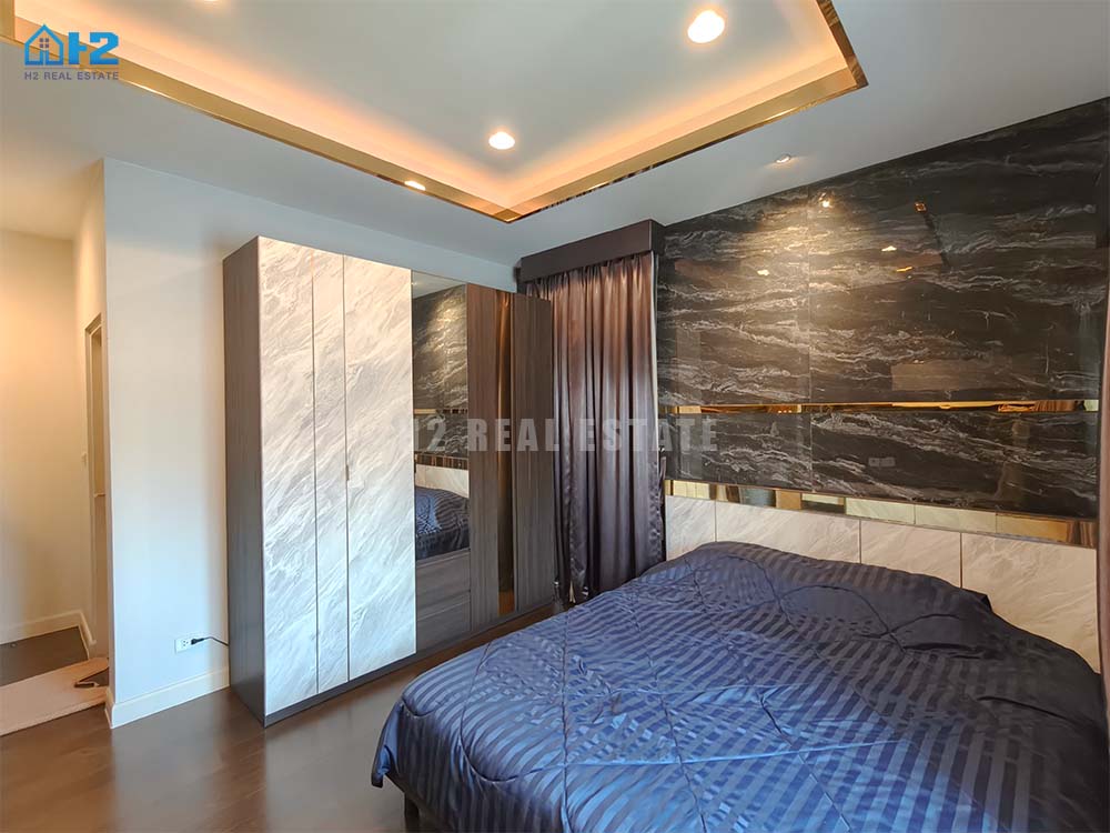ขาย บ้านเดี่ยว 2 ชั้น หลังมุม บุราสิริ ราชพฤกษ์-345 (Burasiri Ratchaphruek-345) ตกแต่งไสตล์ Modern Luxury Marble หรูหราสุดๆ หิ้วกระเป๋าเข้าอยู่ได้เลย