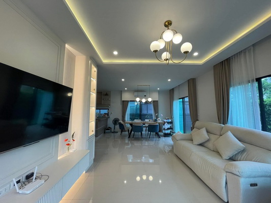 [ให้เช่า] FOR RENT SARANSIRI RANGSIT / 4 bedrooms 5 bathrooms / 69 Sqw. 250 Sqm. **60,000**