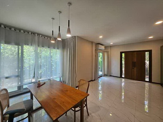 [ให้เช่า] FOR RENT LIFE BANGKOK BOULEVARD PINKLAO – PETCHKASEM / 3 bedrooms 3 bathrooms / 65 Sqw. 180 Sqm. **30,000** CLOSE TO PHUTTHAMONTHON BUDDHA