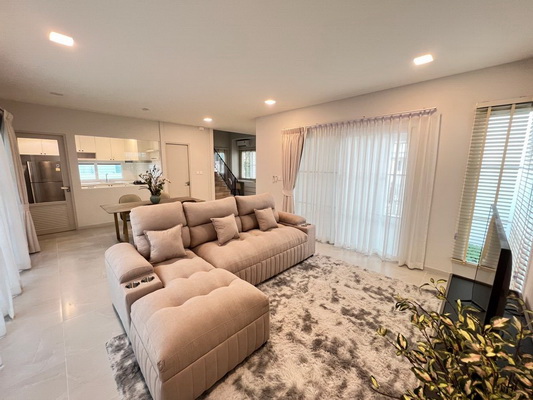 [ให้เช่า] FOR RENT CHAIYAPHRUEK BANGNA KM.15 / 3 bedrooms 4 bathrooms / 60 Sqw. 185 Sqm. **80,000** CLOSE TO VERSO INTERNATIONAL SCHOOL