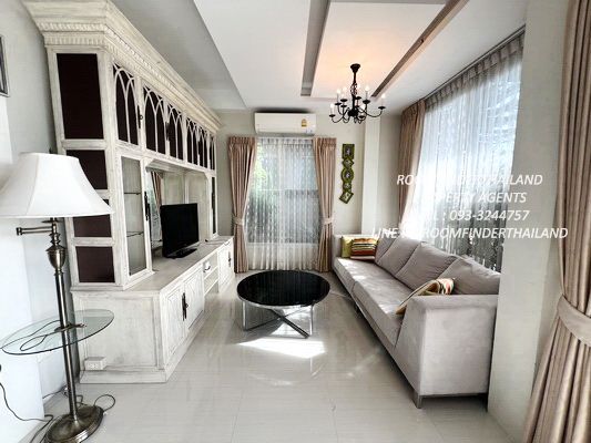 [ให้เช่า] FOR RENT CHOKCHAI PANCHASAP RAMKHAMHAENG 184 / 4 bedrooms 3 bathrooms / 52 Sqw. 180 Sqm. **37,500** CLOSE TO RUAMRUDEE INTERNATIONAL SCHOOL