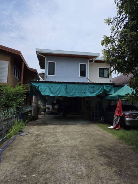 ราคาสุดพิศษ!! บ้านเดี่ยว 2 ชั้นพร้อมที่ดิน 109 ตร.ว. ทำเลทอง ซ.รัชดาภิเษก 23 ใกล้รถไฟฟ้า 2 นาที ใกล้เดอะมอลล์ ตลาดฯ