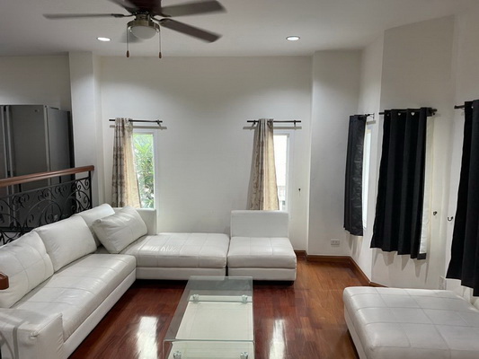 [ให้เช่า] FOR RENT GOLDEN HOME PARKVILLE NANGLINCHI / 3 bedrooms 5 bathrooms / 20 Sqw. 280 Sqm. **90,000** CLOSE TO CENTRAL PLAZA RAMA 3
