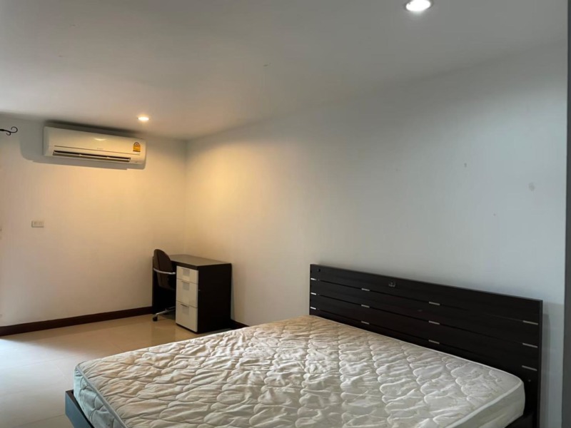 ขายคอนโด Regent Home 2 ชั้น 2 ซ.พหลโยธิน 67/1
