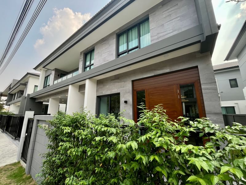 The City ติวานนท์ – งามวงศ์วาน ใกล้ MRTสถานีสนามบินน้ำและทางด่วนศรีรัช บ้านเดี่ยวหลังใหญ่ บ้านใหม่ยังไม่เคยเข้าพักอาศัย