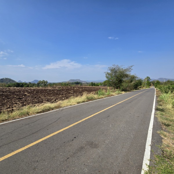 ขายที่ดินลพบุรีราคาถูก(เจ้าของขายเอง) ที่ดินเปล่าเนินเขาบรรยากาศดีวิวสวย