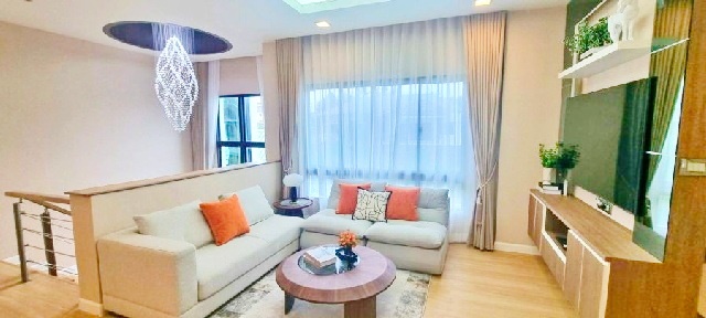 เพอร์เฟค สุขุมวิท 77 รร.นานาชาติชาร์เตอร์ 4.9 กม. 6นอน อ่อนนุช APLลาดกระบัง 2.5 กม.ขาย-เช่าคฤหาสน์หรู 2 ชั้น 8คัน เฟอร์