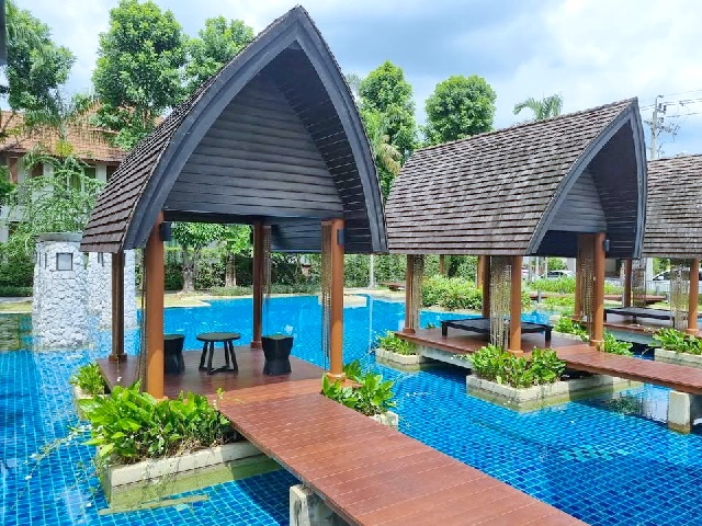 พระราม9 กรุงเทพกรีฑา APL ลาดกระบัง 2กม. ให้เช่าคฤหาสน์เดี่ยว Pool Villa 2 ชั้น 75 ตร.วา.250 ตร.ม. ม.นานาชาติแสตมฟอร์ด 7.