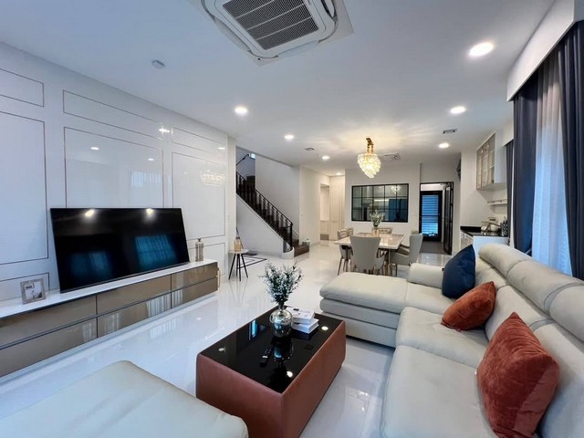 โครงการนันทวัน พระราม 9 กรุงเทพกรีฑาตัดใหม่ Nantawan Rama 9 New Krungthepkreetha