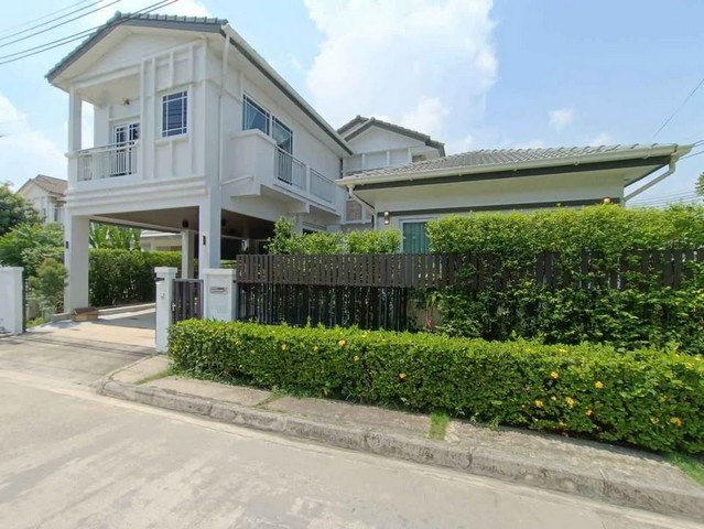 หมู่บ้านมัณฑนา กรุงเทพกรีฑา 7 Manthana Rama 9-Srinakarin