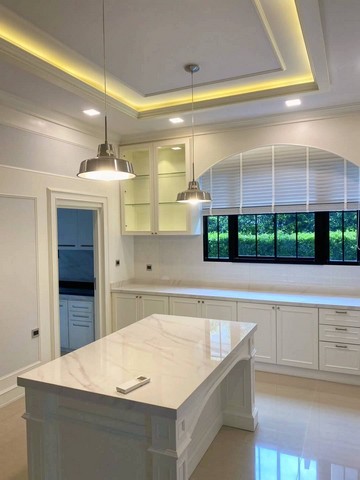 ให้เช่า บ้านหรูพร้อมอยู่ ใกล้ BTS สวนหลวง ร.9 Palazzo Srinakarin บ้านหรู พร้อมอยู่