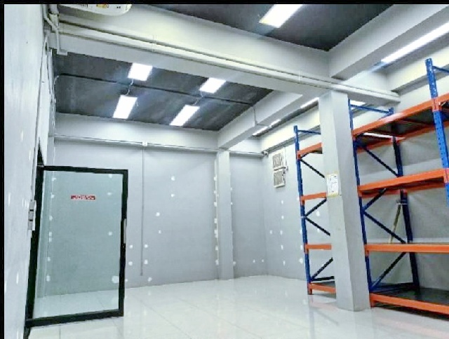 มีลิฟท์ในตัว สุขุมวิท71 ปรีดี BTS พระโขนง 900ม.ให้เช่าโฮมออฟฟิศ 3 ชั้น รร.นานาชาติเซนต์แอนดรูว์ 1.2 กม.3 ออฟฟิศ 2 น้ำ