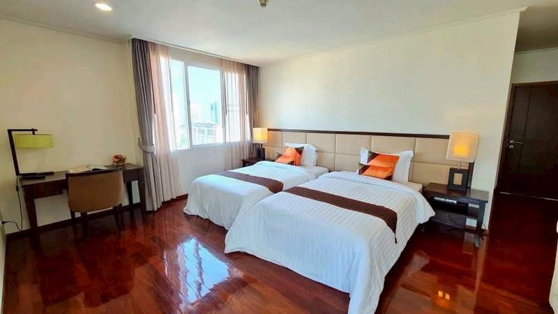 ให้เช่าห้องหรู Luxury ปิยะทิพย์ เพลส สุขุมวิท 39 ตกแต่งครบ พร้อมเข้าอยู่ ขนาด 289 ตรม 3ห้องนอน – ghd000585R